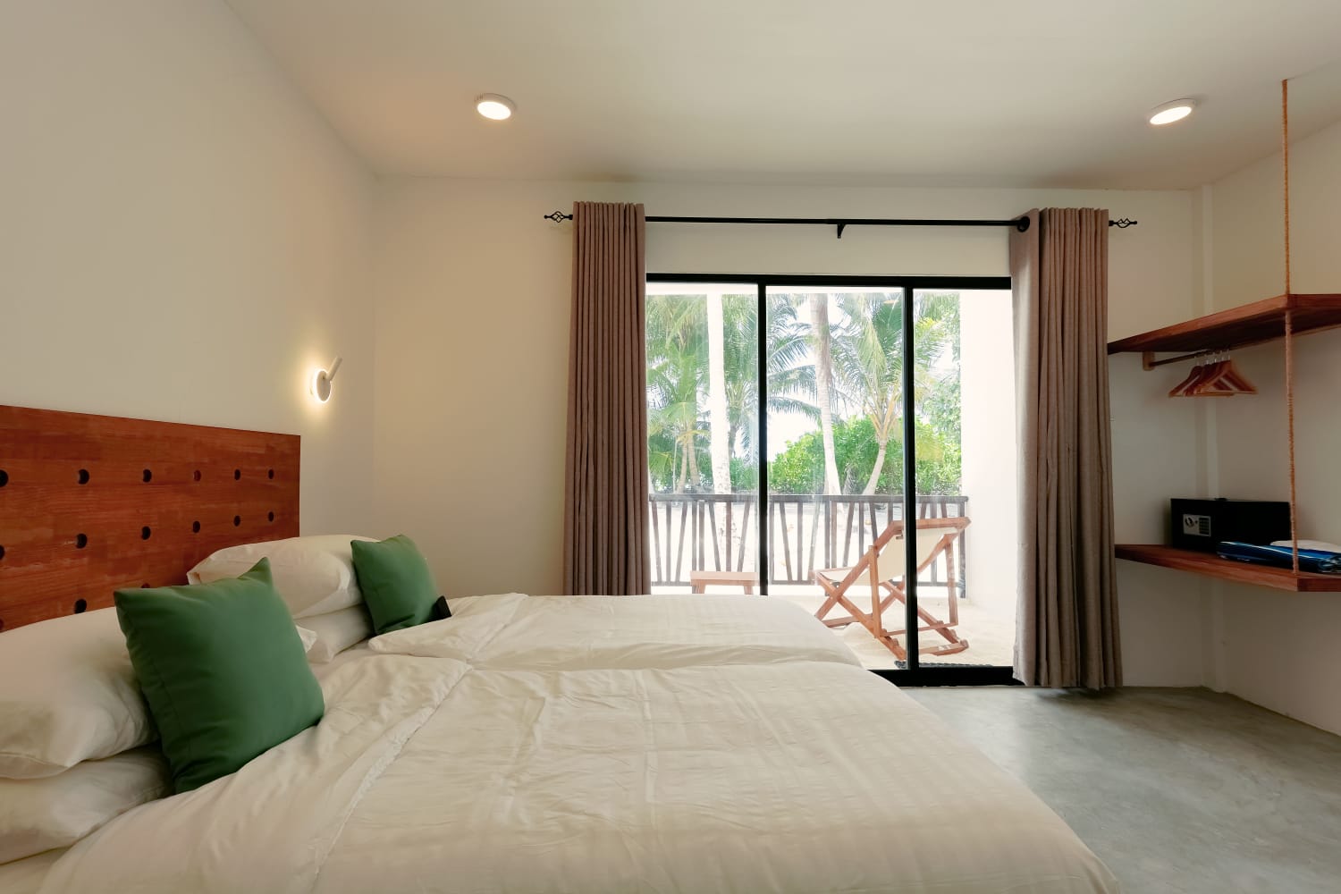Azul Retreat