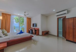 Athiri Beach
